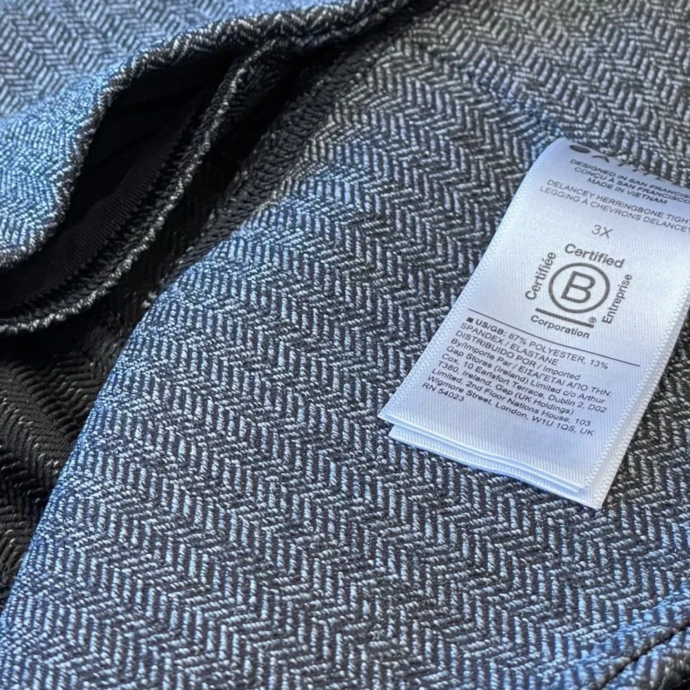 Womens Gray Capri Leggings Althleta Delancy Herringbone Athleisure Quiet Luxury - Picture 13 of 13